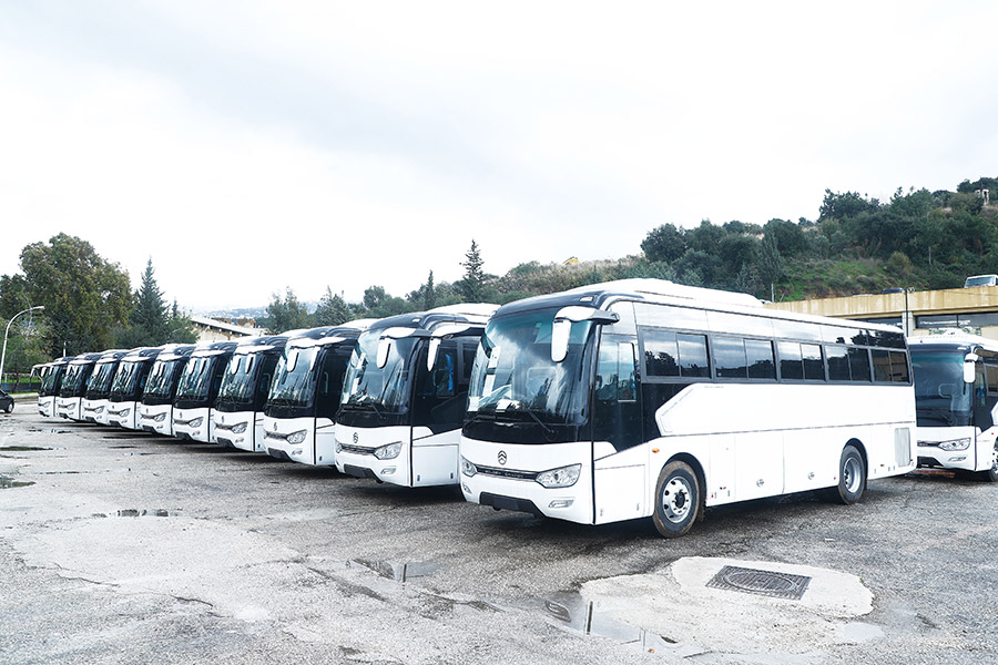 صامدون بفضل إرادتكم