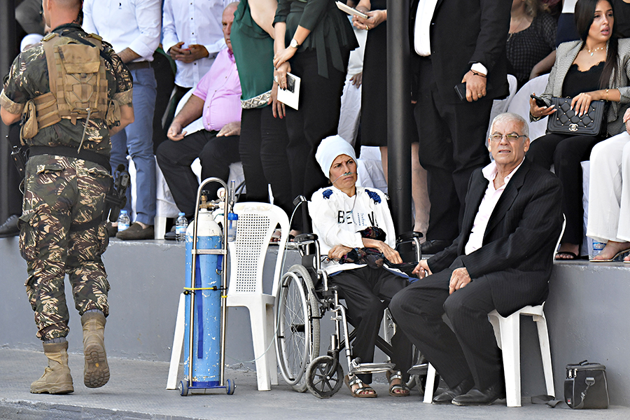 فاض الفرح وسرى فخرًا في العروق…