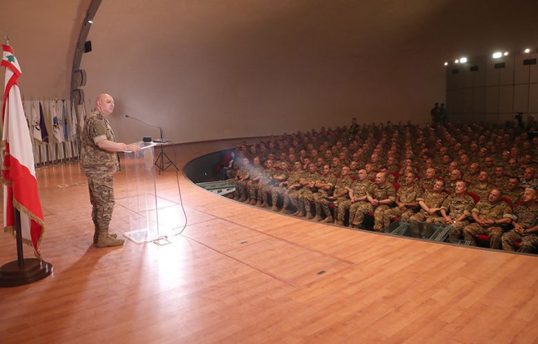 «من قلبي ألف مبروك»