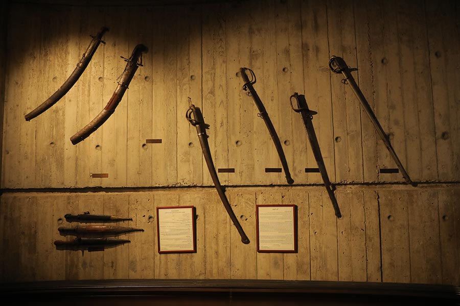 التواصل بين الماضي والحاضر في جنبات المتحف العسكري