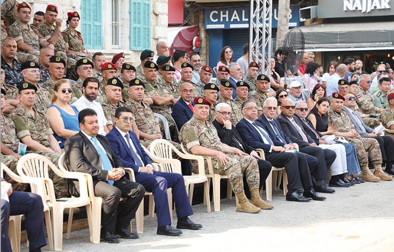 جرت في جونيه محاكاة حية لإدارة الأزمات، بهدف تعزيز الاستعداد والتنسيق بين المستجيبين الرئيسيين، نظمتها جامعة الحكمة - كلية العلوم السياسية والعلاقات الدولية. ويحاكي التمرين انفجار صهريج غاز...