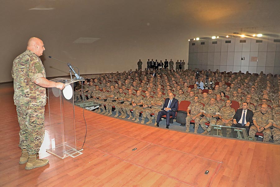 الرهان على الجيش يبقى الضمانة الأكيدة لوحدة لبنان