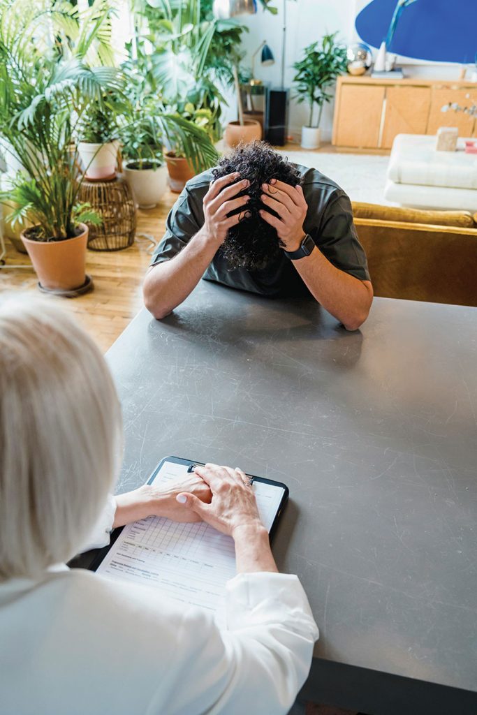 الإدمان والشخصية هل تحدّد سماتنا النفسية مصيرنا مع الإدمان؟