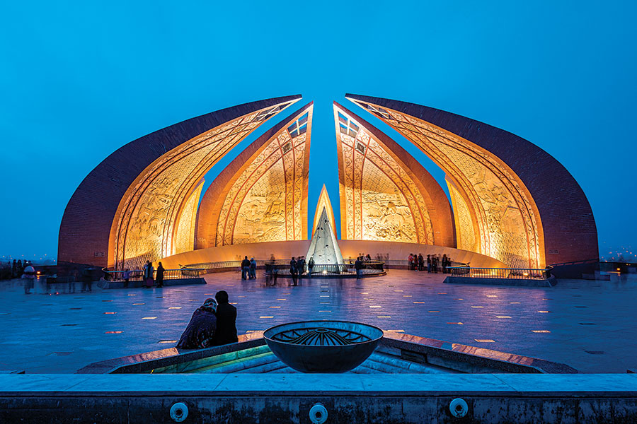 باكستان بين مهادنة الهند والتفرّغ لدرء أخطار الداخل!