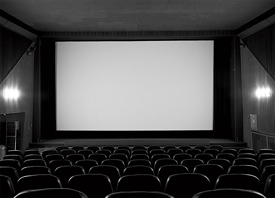 حين يخفت ضوء الشاشة الكبيرة… السينما في لبنان بين سحر التجربة الجماعية وتحديات المنصات الرقمية