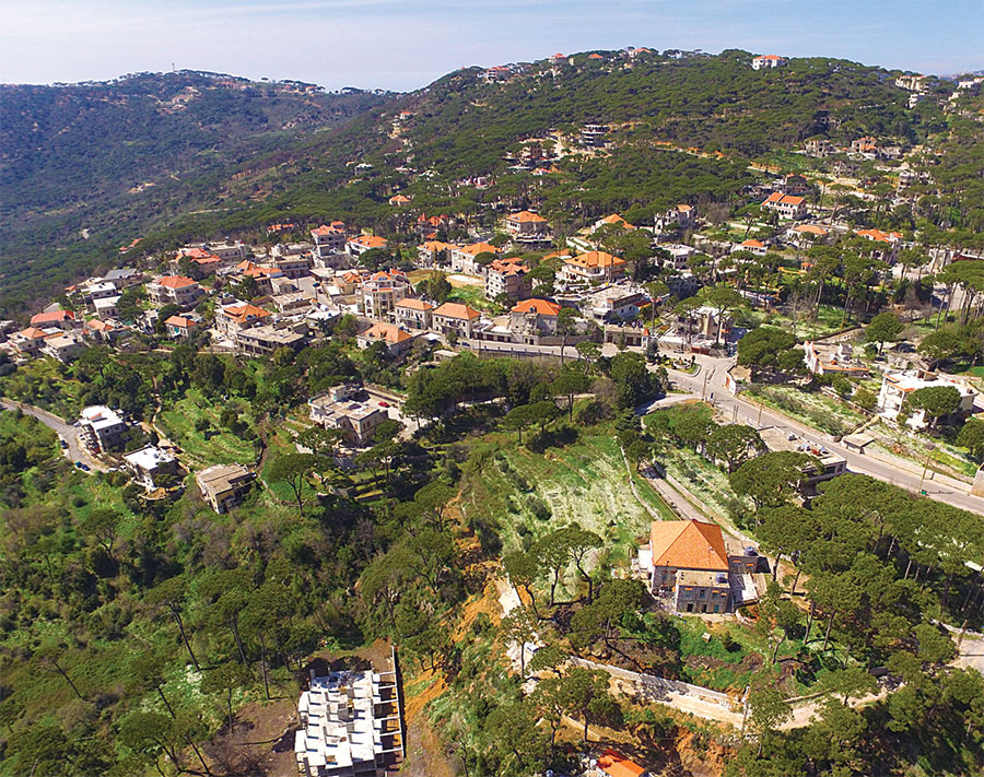 بتخنَيه البلدة المدلَّلة في قضاء بعبدا